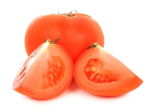 Tomates aislados sobre el fondo blanco —  Fotos de Stock