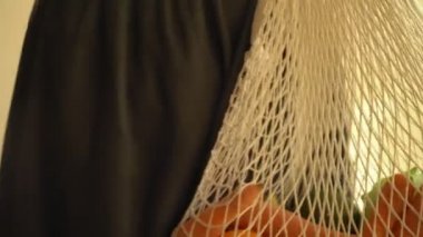 Sebze ve meyve dolu kafes dize çanta geri dönüşüm, Eko arayanlara hiçbir plastik kavramı 4k