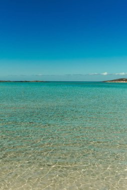 Elafonissi beach, Akdeniz Adası Girit Chania bölgesel birimi güneybatı köşesine yakındır.