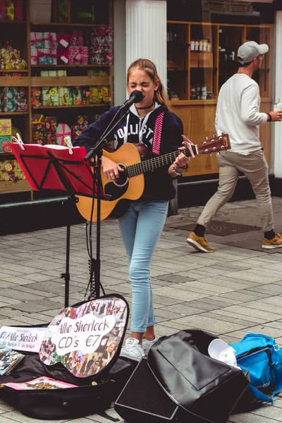 August 2017 Cork Irland Künstlerin Allie Sherlock Singt Auf Oliver — Stockfoto