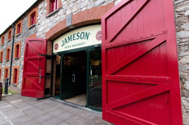 29 Temmuz 2017 Distillers yürümek, Midleton, Co Cork, İrlanda - Jameson deneyim, eski Midleton damıtım Midleton içinde yer alan bir İrlanda viski Müzesi ve ziyaretçi merkezi