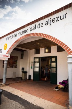 1st Ağustos 2018, Aljezur, Portekiz - Aljezur Belediye gıda pazarı