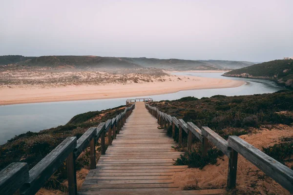 1st Ağustos 2018, Aljezur, Portekiz - Amoreira beach