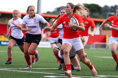 17 Ağustos 2019 Cork, İrlanda - Eimear Considine Munster Women Rugby 'de (38) vs Ulster Women Rugby (12) İrlanda Bağımsız Parkı'nda.