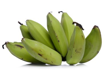 Beyaz arkaplanda yeşil muzlar