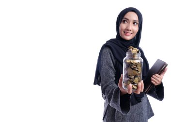 Finans kavramsal, tasarruf, bankacılık, iş ve finans büyümesinin sembolü 