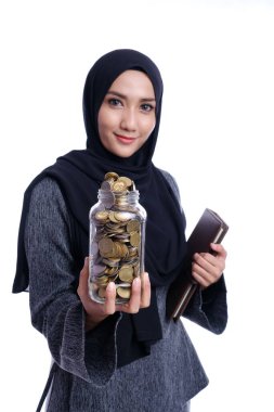 Finans kavramsal, tasarruf, bankacılık, iş ve finans büyümesinin sembolü 