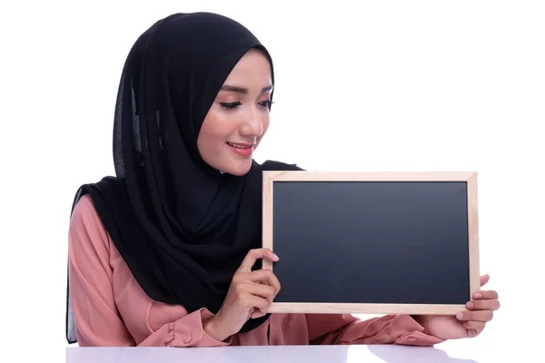 Educação Aprendizagem Com Mulher Muçulmana Bonita — Fotografia de Stock