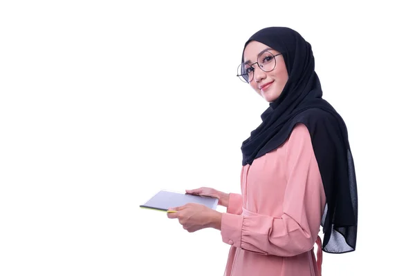 Уверенность Интерактивной Довольно Мусульманской Женщины Планшетом Бизнес Финансы — стоковое фото