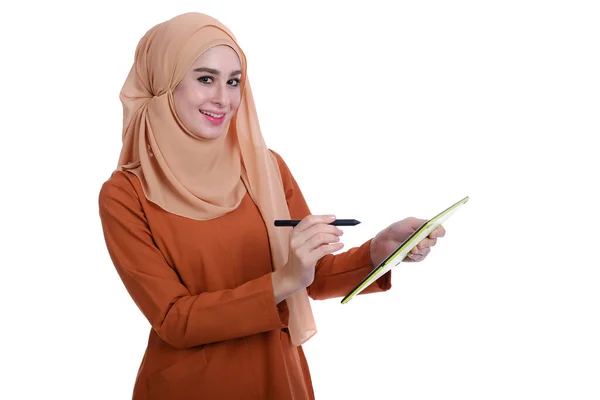 Modern Livsstil Muslimsk Kvinna Med Tablett Utbildning Lärande Näringsliv Och — Stockfoto