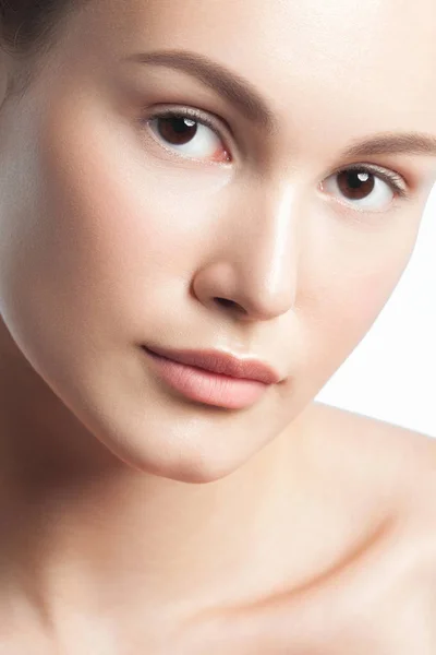 Junge Schöne Frau Mit Sauberer Perfekter Haut Nahaufnahme Schönheitsporträt — Stockfoto