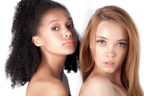 Caucasian African Teen Girls Close Skin Care Makeup Mixed Race — Stock Photo, Image