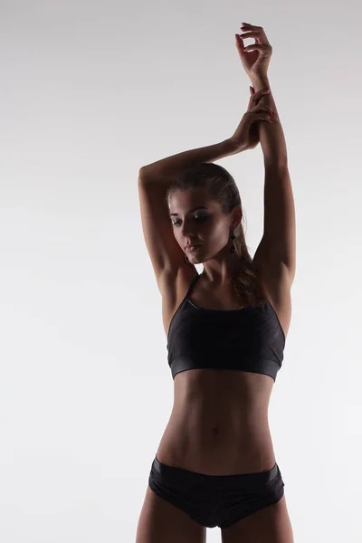 Athletische Perfekte Körper Der Schönen Sexy Frau Mit Gebräunter Haut — Stockfoto