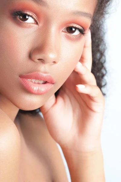 Young Beautiful Black Girl Clean Perfect Skin Close Beauty Portrait — Stock Photo, Image