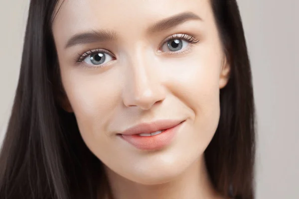 Young Beautiful Woman Clean Perfect Skin Closeup Beauty Skin Care — Stock Photo, Image
