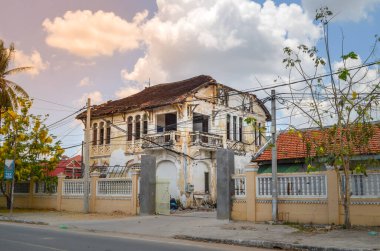 Takeo, Kamboçya - 21 Nisan 2017: Kamboçya 'da Fransız mimar evi