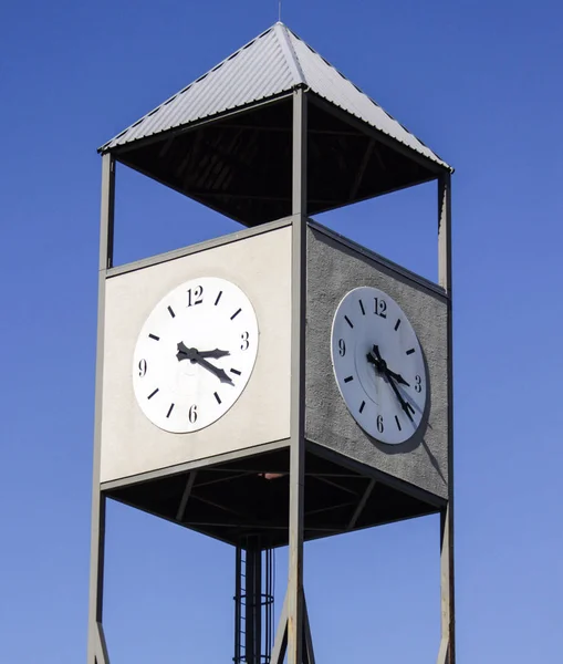 Torre Relógio Uma Tarde Ensolarada — Fotografia de Stock