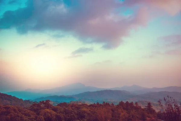 High angle view. Cloud mountain sky. Sunrise, sunset. thailand doi inthanon. Mountain, rainy season, Rain, countryside, Forest rainy, route, summer, nature, adventure, outdoor, holiday, relax, travel Thailand. — Stock Photo, Image