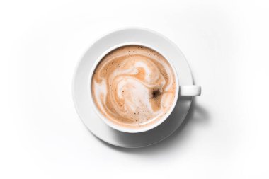 Beyaz arka planda kahve kapuçinosu, tam çerçeve