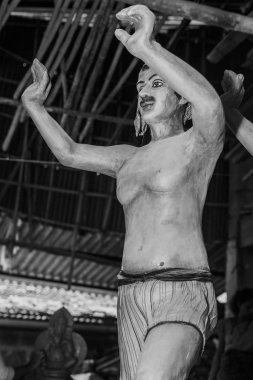 Yerel el yapımı kil çömlek ve ev dekor çeşitli Goa Hindistan'da satılan 