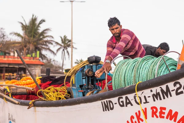 Benaulim Goa India Aug 2018 Local Fishermen Getting Nets Boats — Stock Photo, Image