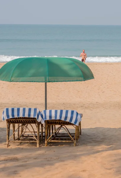 Agonda Beach Goa India Marzo 2018 Turistas Realizan Yoga Agonda — Foto de Stock