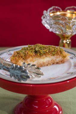 Türk/Filistin tatlı yemek Kunafa