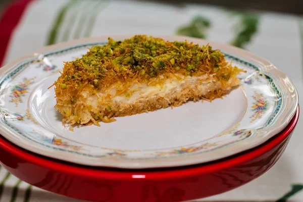 Turecká Palestinian Sladký Pokrm Kunafa — Stock fotografie