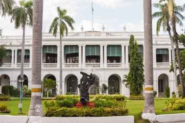Pondicherry / İndia - 4 Eylül 2019: Raj Nivas, Hindistan 'da Pondicherry Vali Yardımcısı' nın resmi ikamet yeri.