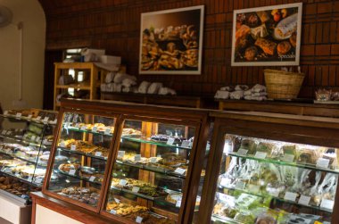 Auroville, Pondicherry / Hindistan - 3 Eylül 2019: Auroville Fırını ve Hindistan 'daki Restoran