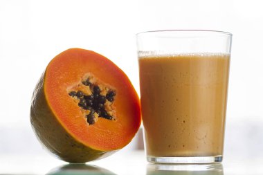 Taze papaya güler yüzlü bir ev blender dan