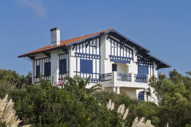 Fransa 'nın güneyindeki Bask Ülkesi 'nde Bidart ve Guethary kasabası