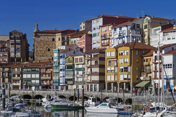 Bizkaia eyaletinde ki Bermeo bask balıkçı kasabası, İspanya
