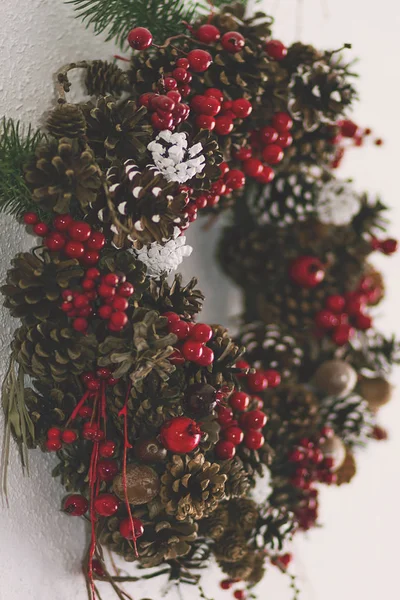 Doğal malzemelerle yapılan Noel süsleri