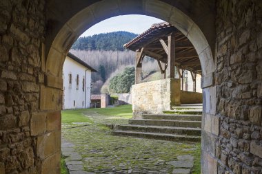 Vizcaya Bolibar kasabası ve Zenarruza manastırı, İspanya