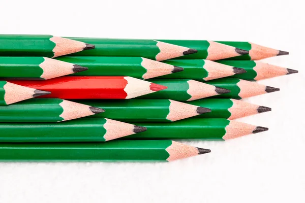 Many Green Pencils One Red Concept Success Team — Stock Photo, Image