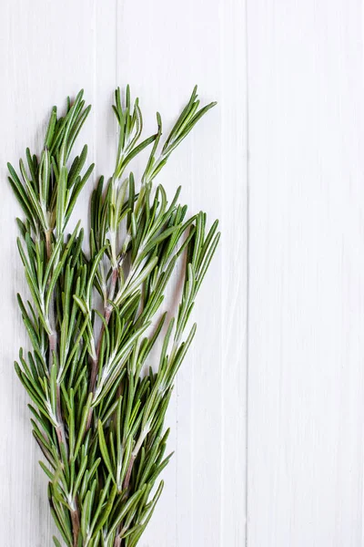 arka plan buket biberiye ahşap bir masa üzerinde