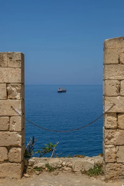 Denizin Ortasında Çapa Gemiler Deniz Yoluyla Mal Teslim Kavramı — Stok fotoğraf