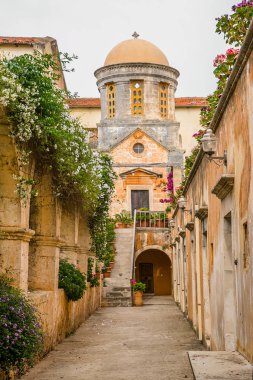 Mayıs 2013: Girit, Yunanistan adada Chania bölgedeki Tsagaroli Agia Triada Manastırı.