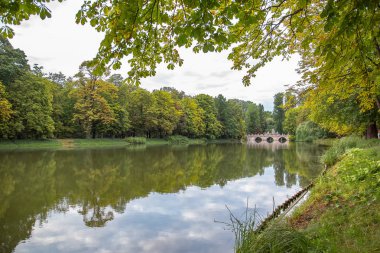 Polonya 'daki Varşova' da Lazienki ya da Kraliyet Hamamları parkı