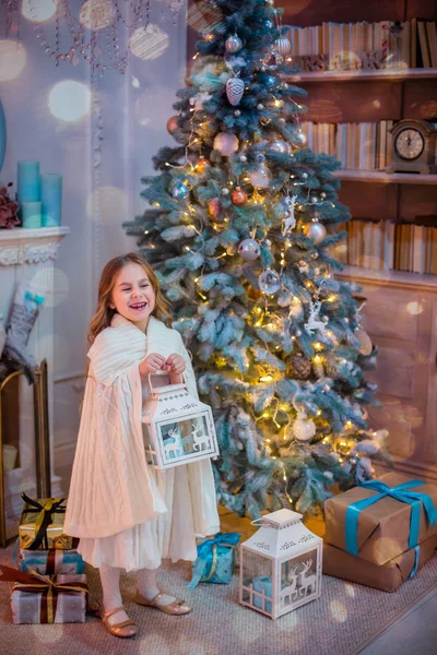 Little Girl Christmas Tree Girl Gifts Tree Anticipation Magic Gift — Stock Photo, Image