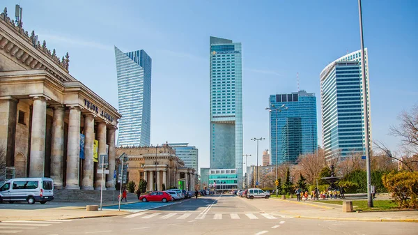 Nowoczesna architektura, wieżowce w centrum Warszawy, Polska — Zdjęcie stockowe