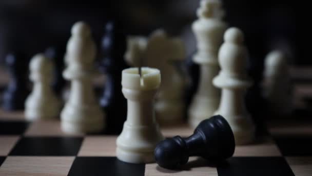 Черные Жизни Имеют Значение Шахматы Доске Социальная Проблема — стоковое видео