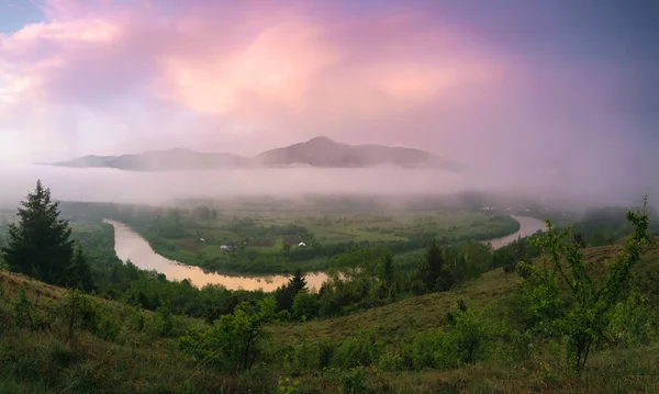 Dağlarda harika şafak!