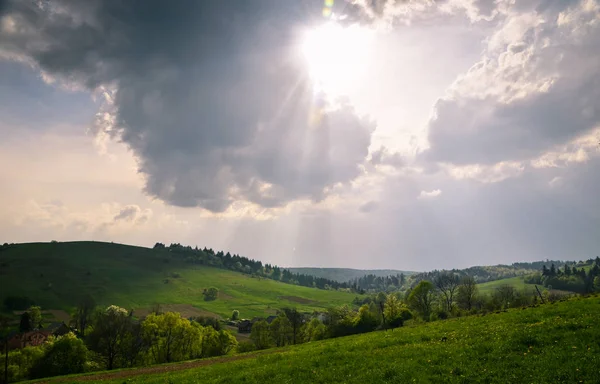Dağlarda harika şafak!