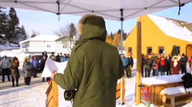 Çevreciler sahne gösteri.