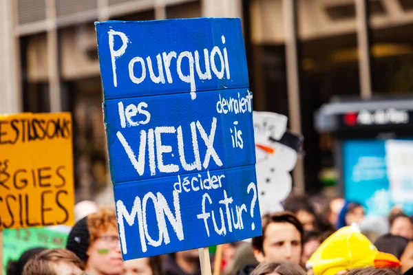 Sinal francês realizado em protesto ecológico — Fotografia de Stock