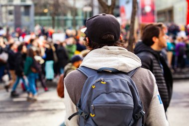 Ekolojik gösteride insanlar