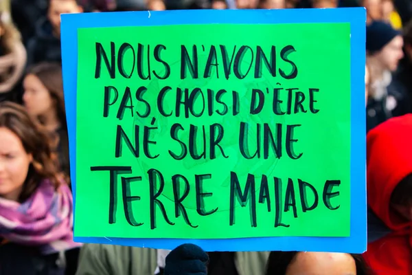 Francouzský plakát na ekologickém protestu — Stock fotografie