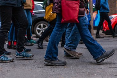 Çevreci aktivistler şehirde yürüdü